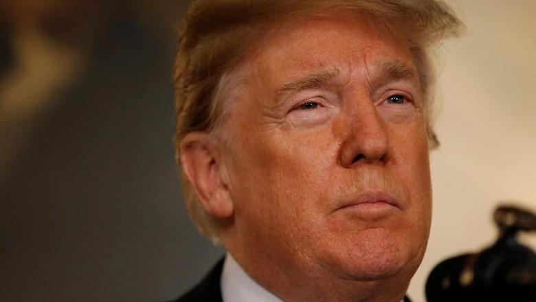 Trump Salahkan FBI Atas Penembakan Brutal di Sekolah Florida Trump Salahkan FBI Atas Penembakan Brutal di Sekolah Florida
