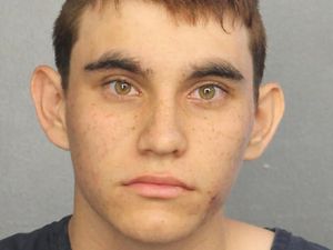 Pembantai 17 Siswa di Florida Selamat dari Hukuman Mati!