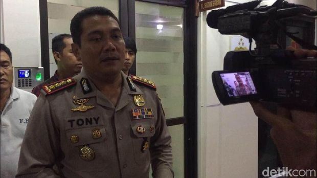 Kapolres Metro Jakarta Timur, Kombes Tony Surya Putra