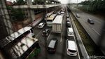Libur Imlek, Tol Cikampek Macet Parah