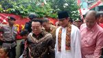 Momen Sandiaga Ucapkan Selamat Lebaran Imlek di Petak Sembilan