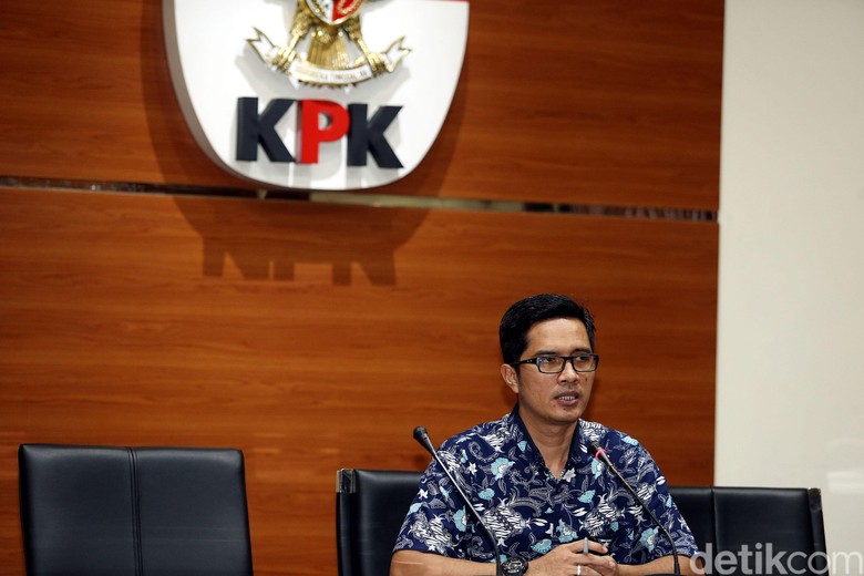 Wawan Adik Atut Dipindah dari Lapas Sukamiskin ke Rutan KPK Wawan Adik Atut Dipindah dari Lapas Sukamiskin ke Rutan KPK