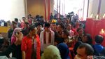 Momen Sandiaga Ucapkan Selamat Lebaran Imlek di Petak Sembilan
