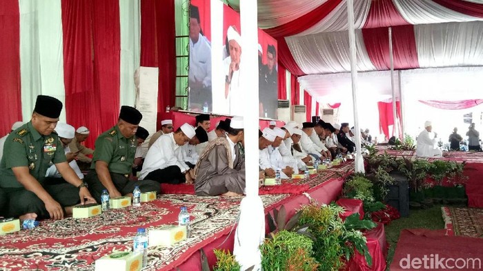 Jelang Pilkada, Gubernur-Kapolda Sumsel Zikir Bareng Ustaz Arifin Ilham