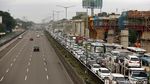 Libur Imlek, Tol Cikampek Macet Parah