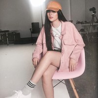 Karier Sofia sebagai aktris dilirik banyak orang ketika membintangi film She’s Dating the Gangster pada 2014. Film tersebut laris-manis dan dia pun jadi semakin populer. Foto: Dok. Instagram