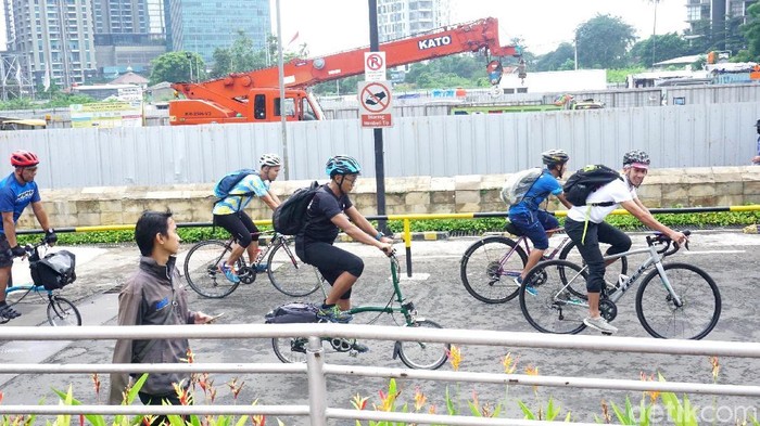 Komunitas sepeda. Foto: Widiya Wiyanti/detikHealth Komunitas sepeda. Foto: Widiya Wiyanti/detikHealth
