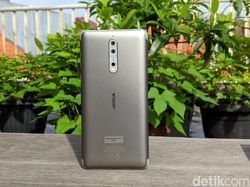 Unboxing Si Gahar Nokia 8, Kebangkitan Sang Mantan Raja