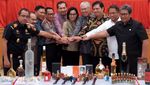 Kompaknya Menteri Kabinet Kerja Saat Musnahkan Barang Ilegal