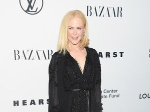 Nicole Kidman hingga Emma Stone Jadi Presenter Golden Globe 2019