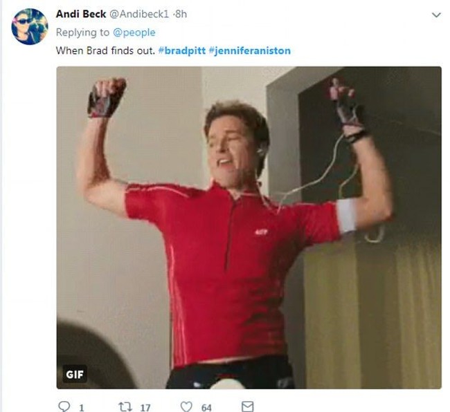 Brad Pitt menari kesenangan setelah tahu Jennifer bercerai. Foto: Twitter