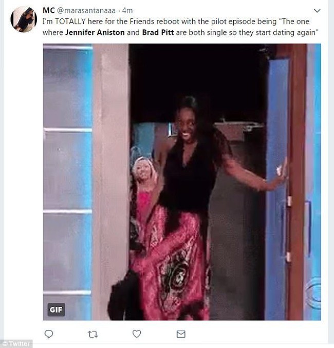 Friends dibuat ulang lagi dengan episode pertama rujuknya Jennifer dan Brad. Seru juga. Foto: Twitter