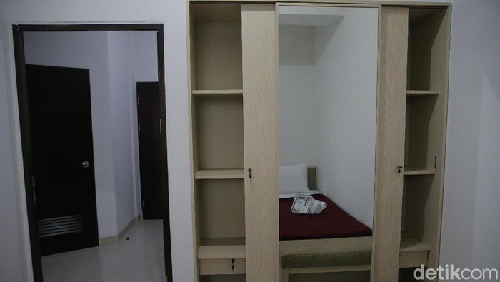 Angkat Besi Tak Masalahkan Ukuran Kamar Wisma Atlet, tapi...
