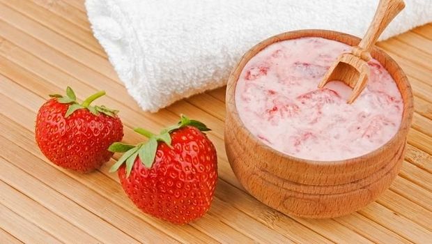racikan masker strawberry racikan masker strawberry untuk wajah