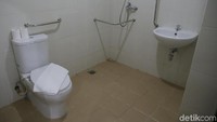 Unit rusun tipe 36 dilengkapi ruang tamu dan dapur untuk ditempati oleh 2 orang atlet. Selain itu untuk kenyamanan penghuni, telah dilengkapi meubelair berupa tempat tidur, meja, kursi, gorden, pendingin udara, serta pemanas air.