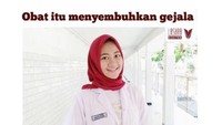 Obat untuk menyembuhkan gejala, kalau senyum dokter untuk menyembuhkan patah hati. Setuju enggak? (Foto: Instagram/laskardokter)
