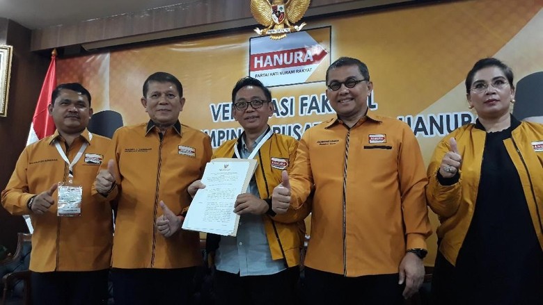 Leganya Hanura Lolos Verifikasi Faktual Pasca Diterpa Perpecahan Leganya Hanura Lolos Verifikasi Faktual Pasca Diterpa Perpecahan