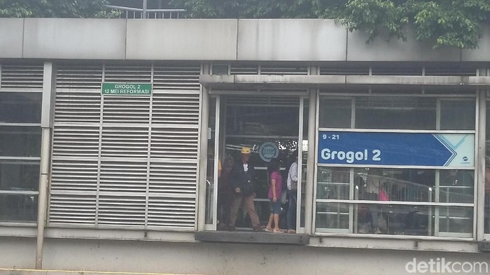Halte Grogol 2/12 Mei Reformasi di Grogol, Jakbar, Sabtu (17/2/2018