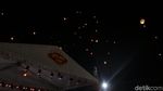 Ratusan Lampion Manjakan Pengunjung Ancol