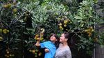 Serunya Momen Ersa Mayori dan Keluarga Bersama Makanan!