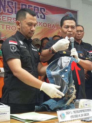 Di Bagian Celana Ini Pacar Dhawiya Sembunyikan Sabu