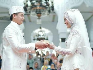 Selamat! Tommy Kurniawan Resmi Lepas Masa Duda