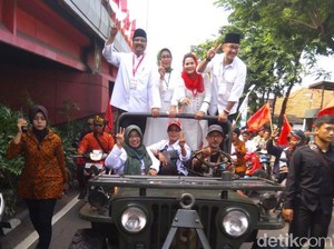 Pawai Damai Gus Ipul-Puti Diiringi Hadrah dan Qasidah