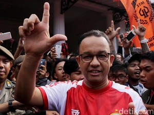 Jelang Derby, Anies Minta Jakmania dan Bobotoh Jaga Sportivitas