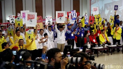Foto: 14 Parpol Peserta Pemilu dan Nomor Urutnya