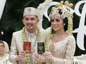 Pajang Hasil Test Pack, Selvi Kitty Bersyukur Sedang Hamil