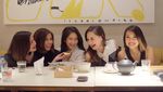 Intip Yuk, Keseruan Makan Bersama Keluarga Meisya Siregar