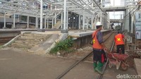 Budi Karya mengatakan, targetnya stasiun Cakung dan 4 stasiun lainnya siap mengoperasikan jalur ganda, selambat-lambatnya Oktober 2018.