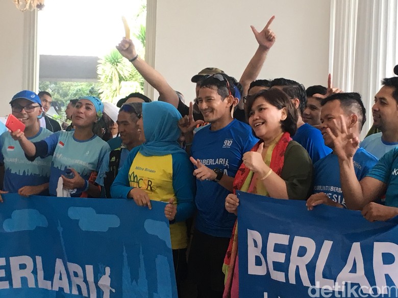 Beri Donasi ke 3 Yayasan, Sandi Ingin Kepedulian Warga Meningkat Beri Donasi ke 3 Yayasan, Sandi Ingin Kepedulian Warga Meningkat