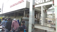 Dengan rampungnya proyek ini, nantinya jalur untuk kereta rel listrik (KRL) dan kereta jarak jauh akan terpisah agar kedua jenis kereta.