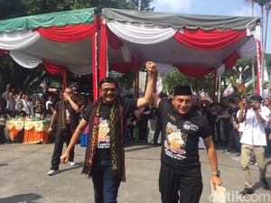 Deklarasi Damai, 2 Paslon Pilgub Sumut Diarak Keliling Medan