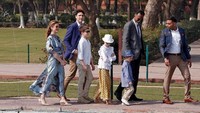 Ketiga anak mereka yaitu Ella Grace, Hadrien, dan Xavier juga ikut ke Taj Mahal.
