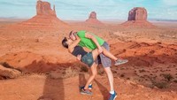 Tidak hanya mampir ke San Francisco, Rob dan Joli juga sempat liburan ke Monumen Valley di Utah. Masih di Amerika Serikat (@dipkisstravel/Instagram)