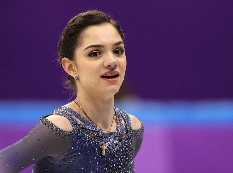 Pesona Evgenia Medvedeva yang Bikin Netizen Terpana