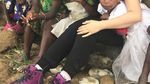 Foto: Chelsea Islan dan Senyum Anak-anak Papua