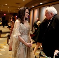 Angelina Jolie muncul di acara the 32nd Annual American Society Of Cinematographers Awards di The Ray Dolby Ballroom, Hollywood & Highland Center, Los Angeles, Sabtu (17/2/2018). Foto: Getty Images