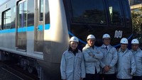 Kereta MRT Jakarta memiliki dimensi panjang 20 m, lebar 2,9 m, dan tinggi 3,9 m. Warna kereta didominasi oleh warna biru dan abu-abu metalik, sementara badan kereta terbuat dari bahan baja antikarat (stainless steel) dengan berat kosong per satu kereta mencapai 31 hingga 35 ton. Pool/MRT Jakarta.