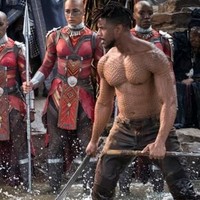Ketika kamu melihatnya (Erik Killmonger), kamu akan takut. Kamu merasa terintimidasi. Kita tidak mau membuatnya terlihat seperti pria baik-baik, seperti Michael muda, kata Corey Calliet, personal trainer selebriti yang ditugaskan membentuk tubuh Michael B Jordan. Foto: istimewa