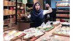 Begini Gaya Kocak dan Bikin Ngakak Ria Ricis Saat Makan