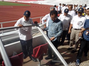 Tinjau GBK, Menteri Basuki: Ini Dibangun Pakai Pajak Kok Dirusak?