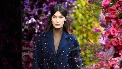 Foto: Simak 7 Tren Paling Hot dari New York Fashion Week 2018