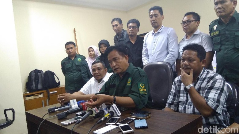 PBB Tak Lolos Verifikasi Pemilu, Yusril Gugat KPU ke Bawaslu PBB Tak Lolos Verifikasi Pemilu, Yusril Gugat KPU ke Bawaslu