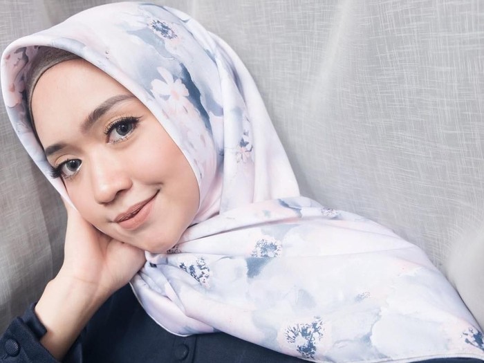 5 Tips Gaya Hijab Untuk Pipi Chubby Halaman 2 