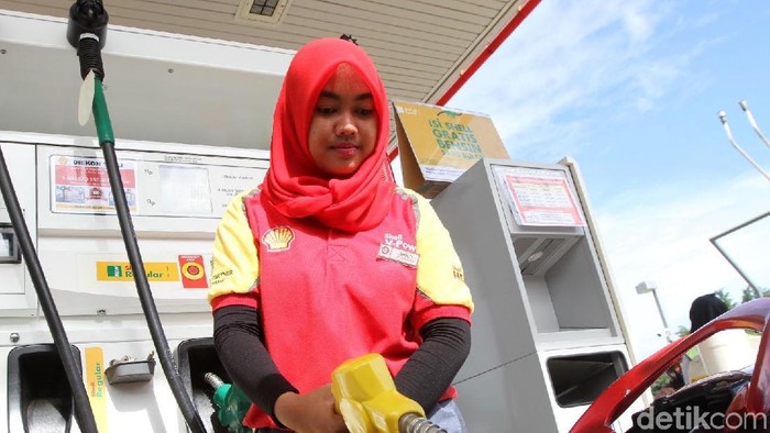 Masyarakat memiliki pilihan bahan bakar baru untuk kendaraannya. Shell merilis bahan bakar Reguler yang memiliki harga paling murah, Rp 8.400 per liter.