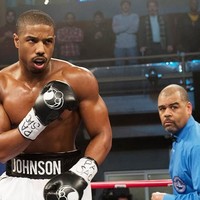 Michael B Jordan juga memperlihatkan otot-ototnya dalam film Creed, sebagai petinju Adonis Creed. Foto: istimewa
