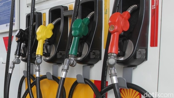 Shell Indonesia meluncurkan produk bahan bakar baru Shell Regular yang diformulasikan dengan Teknologi Dynaflex dengan harga terjangkau Rp 8.400 per liter.